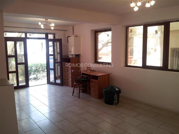 Vila 4 camere, P+1E+2R, zona Banu Manta - 5