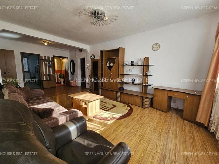 Apartament 3 camere + boxă de închiriat – Strada Carpați - 2
