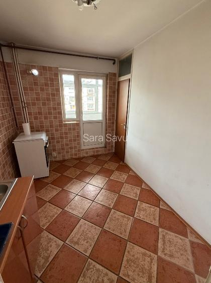 Vând aprtament 2 camere, 54 mp, zona Lujerului, sector 6, București - 8