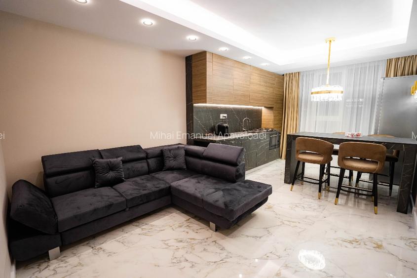 Apartament Cartier Zamca | Parcare Gratis | Mobilat si Utilat Premium - 5