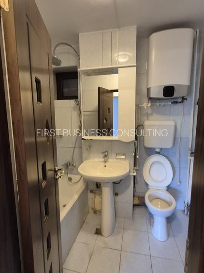 1 Mai - Clucerului - apartament deosebit, 3 camere - 26