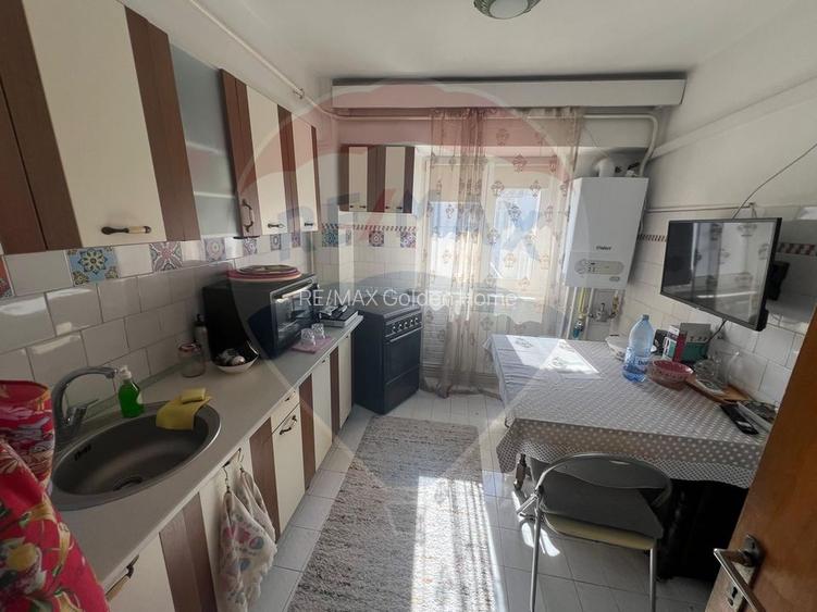 Apartament 2 camere str Miron Costinîn - 3
