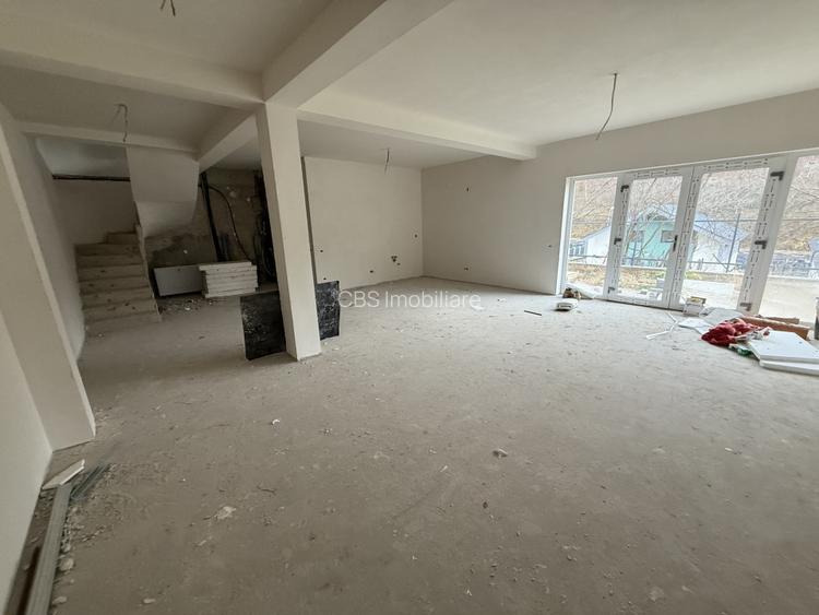 Duplex de vanzare in Floresti ,zona Manastirii Taut 120mp utili teren 250mp  - 18