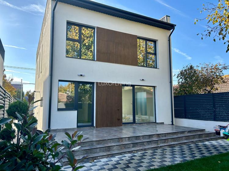 Vila de lux cu 4 camere Voluntari - Teren 300mp - Oaza de Liniste  - 2