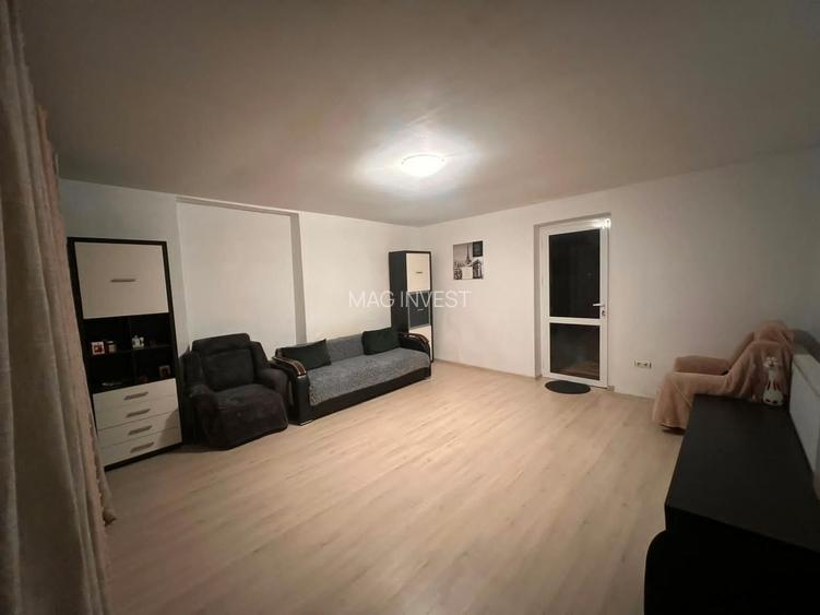 Apartament cu 2 camere, etaj 1, la casa  - zona centrala - 2