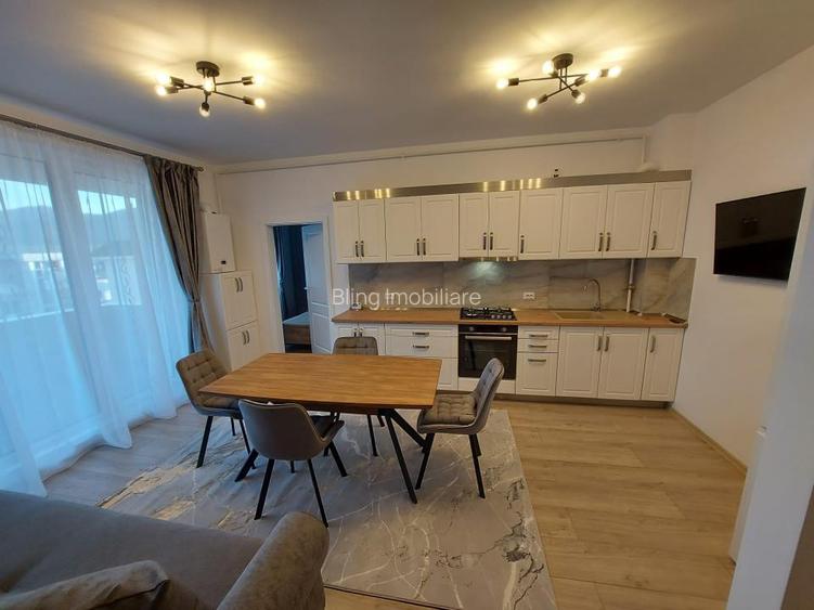 Apartament cu 3 camere,etaj intermediar,parcare subterana,zona  Cetatii - 5
