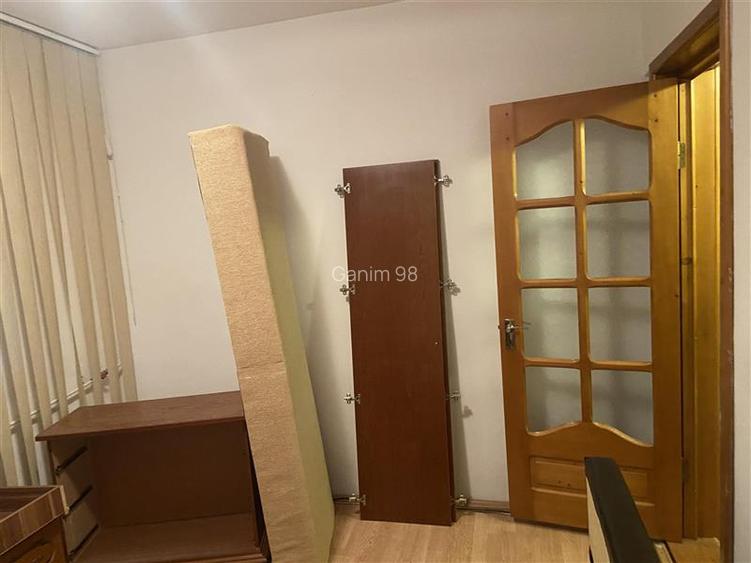 Apartament 3 camere , zona cartier Sud , et 2 4, decomandat,54 mp, imbunatatit , - 4