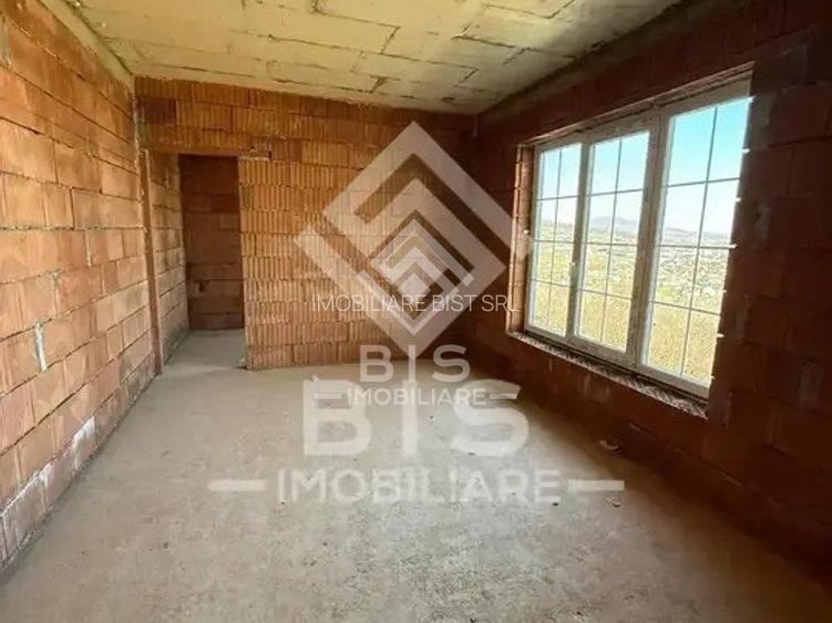 Casă pe Valea Sigmirului cu Priveliște Deosebită - 9