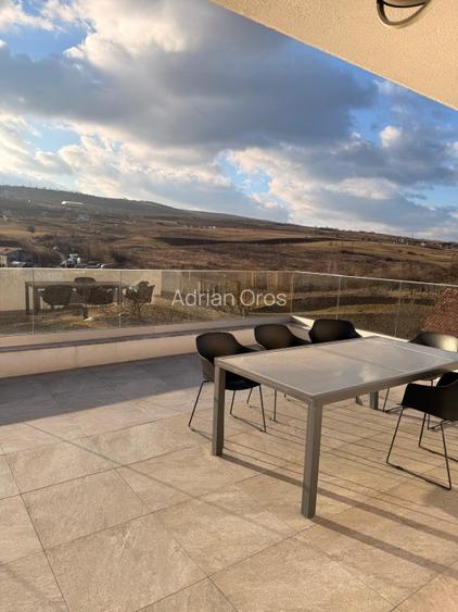 Duplex modern de închiriat | 3 dormitoare + 3 băi | Terasă panoramică 70 mp | Cl - 3
