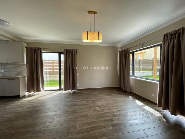 Casă / Vilă cu 4 camere de închiriat - Dezmir - 4