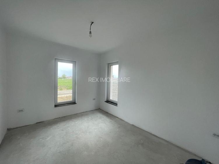 Duplex 5 camere - pozitie excelenta - Mosnita Noua - 6