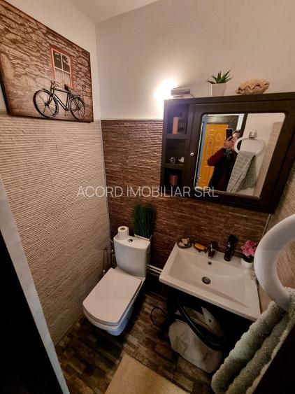 Capitol bd mamaia- apartament 3 camere decomandat - 12