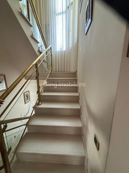 OPORTUNITATE! Casa cu 6 camere,300MP,Teren 1100mp,Finisaje LUX - 6