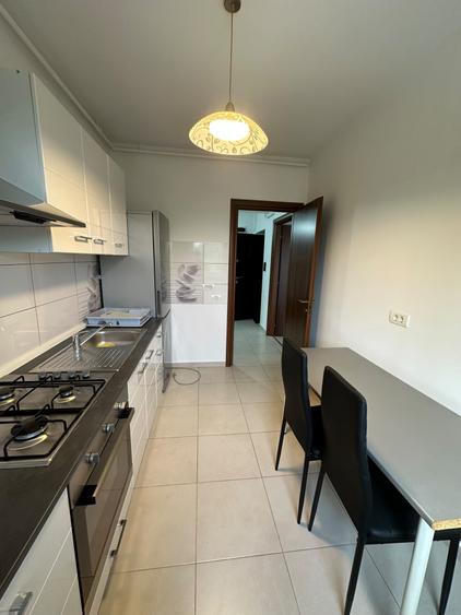 Parcare Inclusă - 2 Camere - Centrală Proprie - Disponibilitate imediata