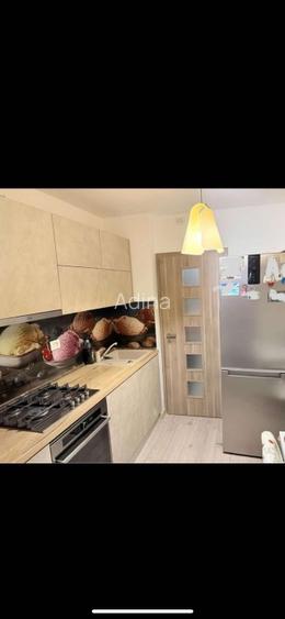 De vanzare - apartament 2 camere decomandat - Micro 20 - etaj 1 - mobilat si uti - 5
