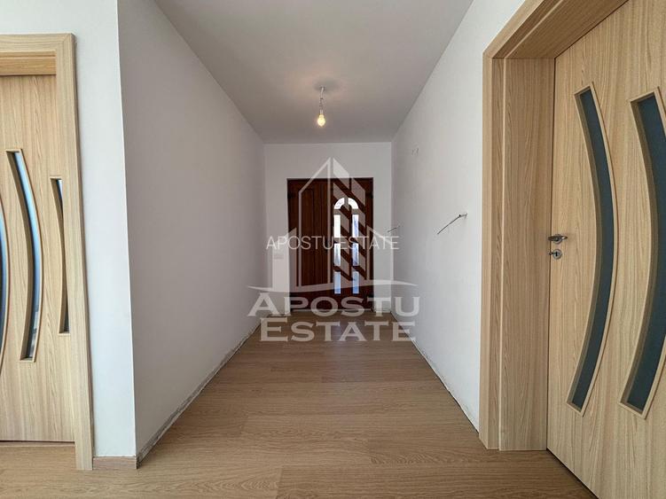 Duplex  cu 4 camere, 3 bai, nemobilata, Dumbravita - 18