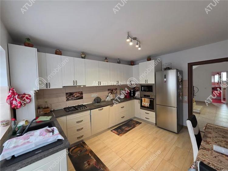 Casa individuala cu 5 camere si curte proprie in cartierul Tineretului - 9