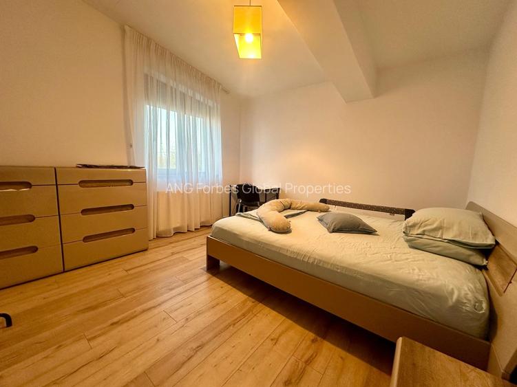 Vilă Elegantă cu Piscină Privată în Corbeanca - 11