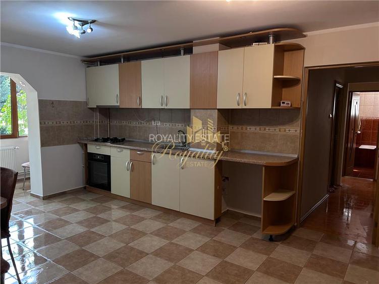 Apartament 3 CAMERE, DECOMANDAT, centrala- Zona Soarelui - 3