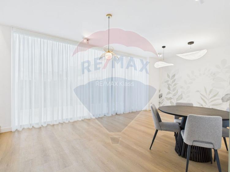 Vila luminoasa cu 4 camere si panouri solare in Amber FOREST Tunari - 2