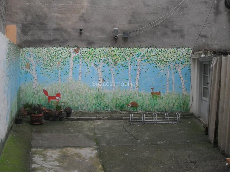 UNIRII,MANTULEASA,SECTOR 2,  VILA   SUPERBA  ,IDEAL FIRMA/CLINICA,1100000EURO - 25