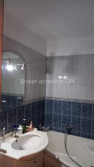 Apartament 2 camere semidecomandate,zona Cora - 5