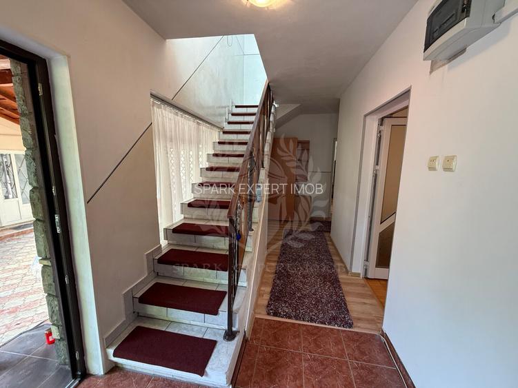 Casa extinsa 8 camere, garaj, teren 1300mp , zona stradala Paulestii Noi - 10