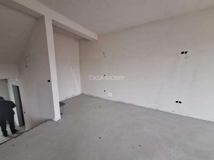 Oportunitate !Casa  de vanzare tip Duplex  ,Dezmir - 13