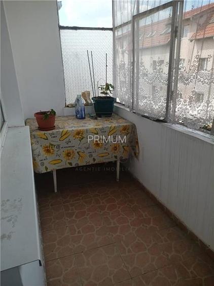 Dambovita - 2 Camere - 2 Balcoane - Decomandat - Centrala proprie - Model mare - 5