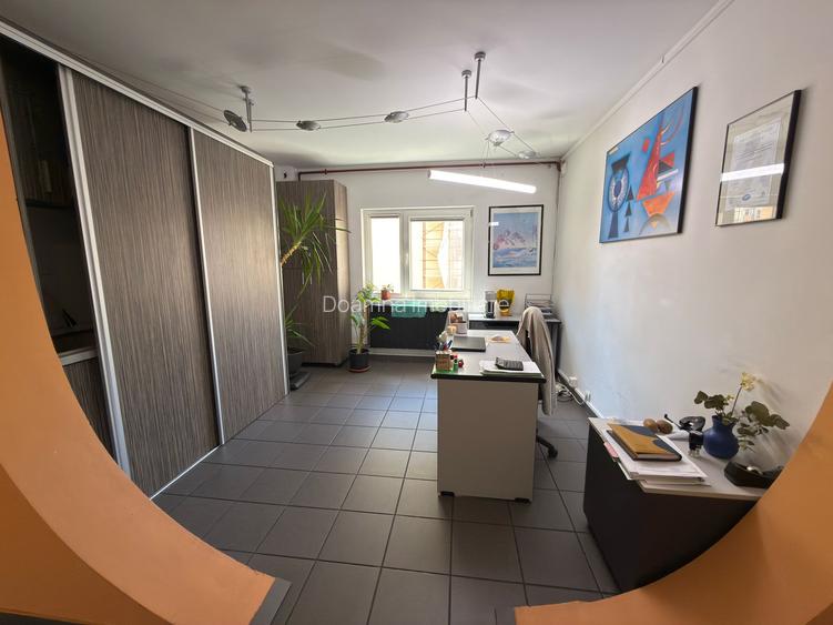 Apartament 3 camere, etajul 4, centrala,  Nerva Traian, str. Anastasie Panu 6 - 7