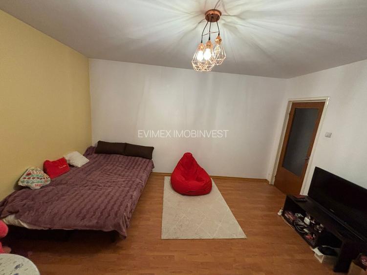 Dristor , Bulevard Camil Ressu, strada Ramnicu Sarat-garsoniera 37 mp - 3