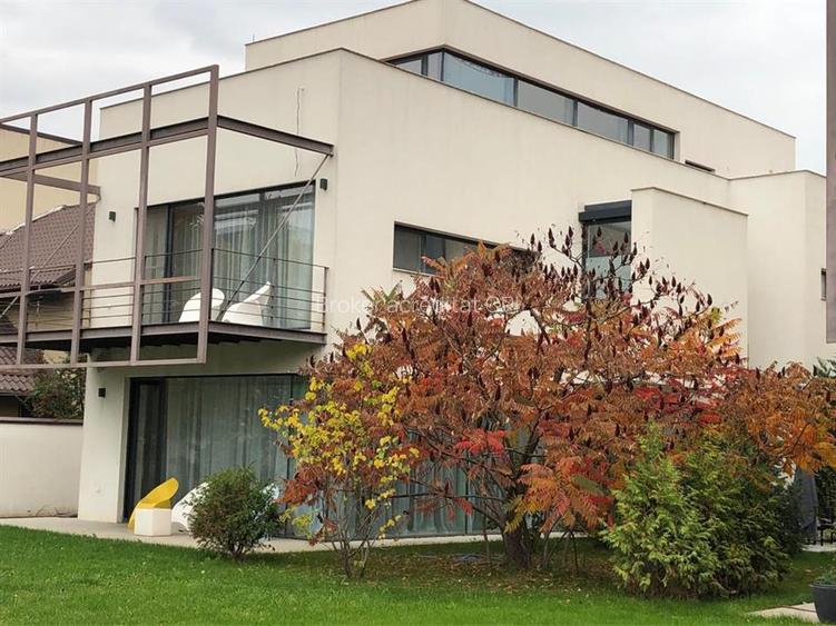 VANZARE VILA LUX individuala 6 camere EROU IANCU NICOLAE JOLIE VILLE BANEASA - 20