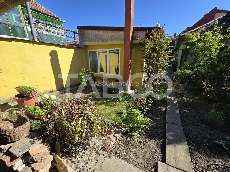 Casa spatioasa de vanzare teren 432 mp zona linistita - Lupeni Sibiu - 32
