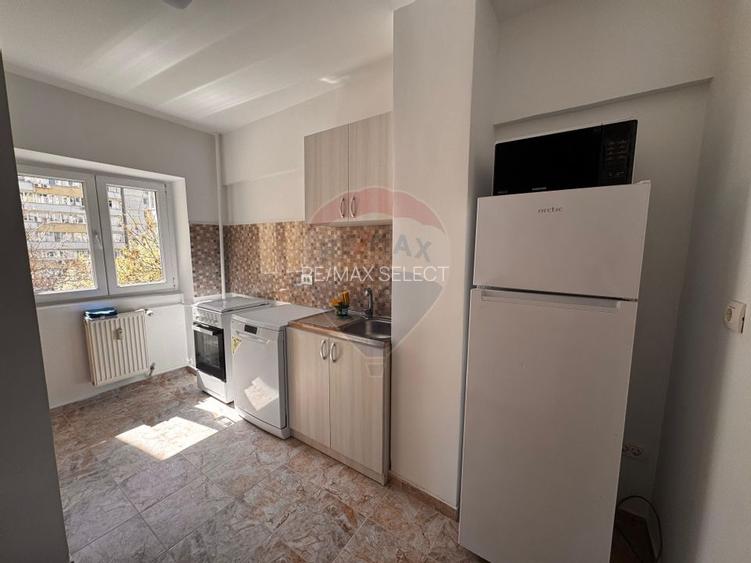 Inchiriere 4 camere renovat, Parcul Plumbuita- ideal familie sau birou - 16