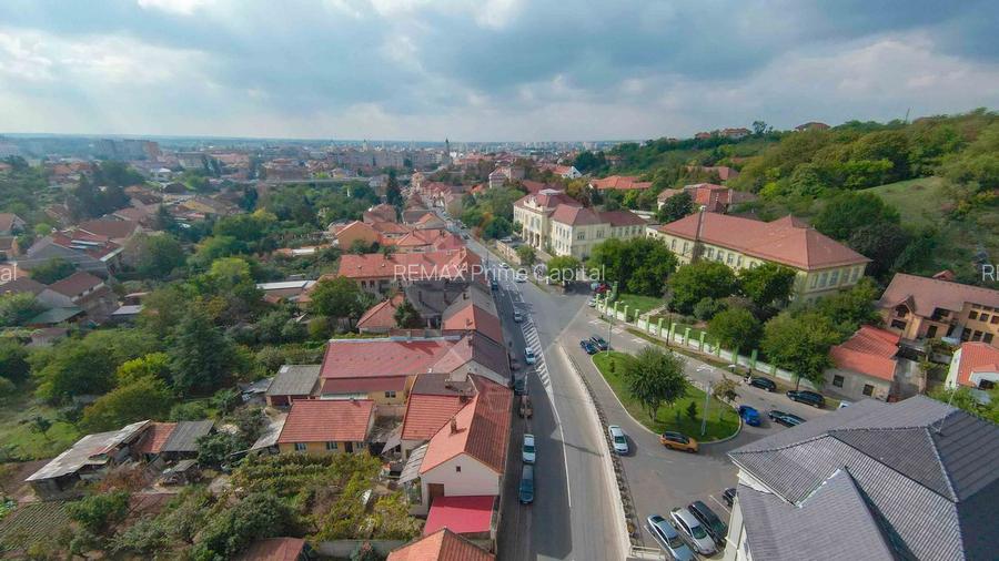 Casă / Vilă cu 4 camere de vânzare Ultracentral Str. Louis Pasteur - 26