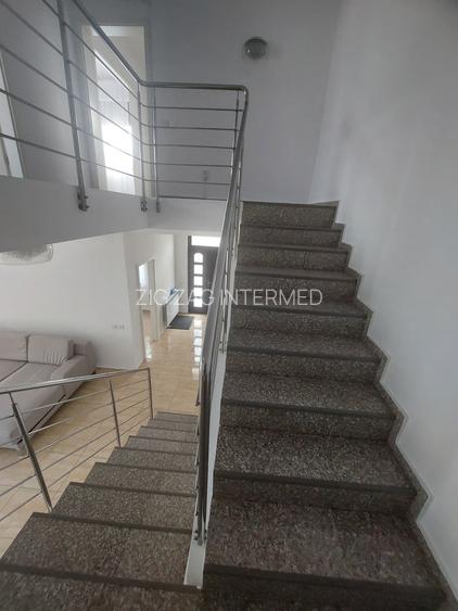 Constanta Sud (Lazu), vila P+1, 5 camere, renovata 2026 - 10