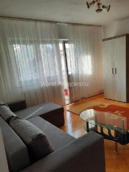 Inchiriez apartament 3 camere, et. 2, centrala proprie,2 bai- Complex Studentesc - 3