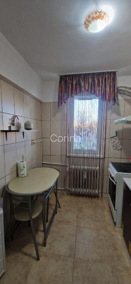 Apartament 2 camere  renovat recent, mobilat, utilat,  papuci de casa inclusi 😜 - 9