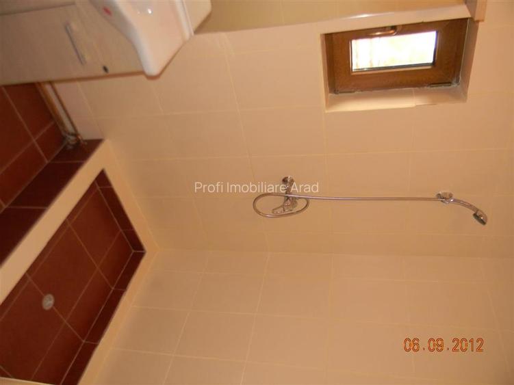 Vila pentru cazare muncitori Vladimirescu 18 lei/zi /pers. - 6