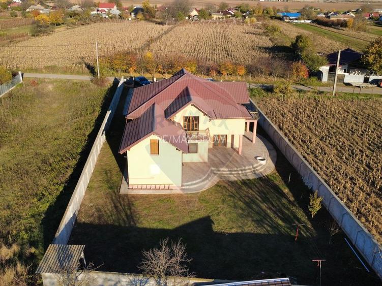 Casă / Vilă de vânzare cu 5 camere – Cartierul Nou, Sascut - 29