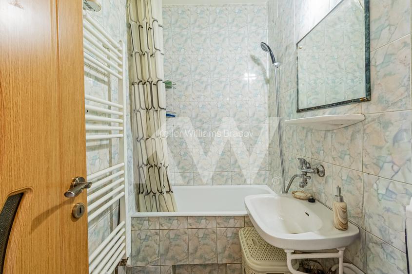 Apartament cu doua camere mobilat-utilat,  cu priveliste catre munte - 12