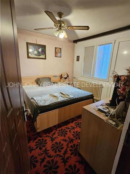 Apartament 3 camere decomandatStr. Uioara - 10