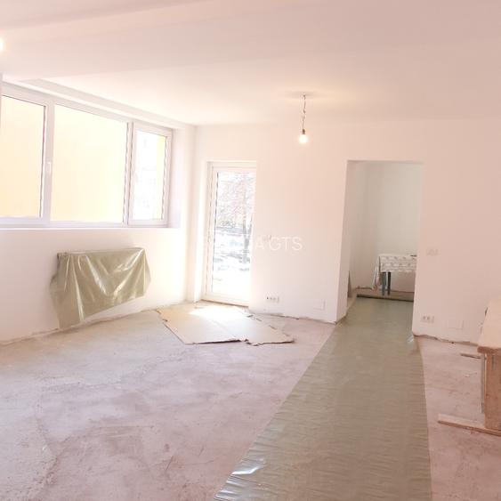 Bulevardul Ghica Tei - Facultatea de Construcții - Parcul Tei - 18