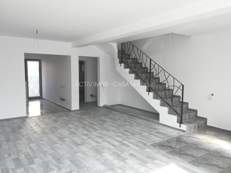 Vanzare -  Casa  - Vila - Prelungirea Ghencea - Dantelei - teren 245mp -215000E - 11