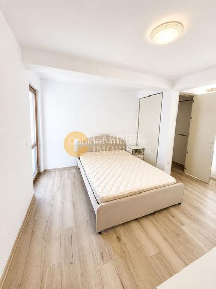 CENTRAL - 3 camere open space-  Palas + parcare inclusa - 3