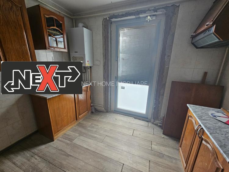 Apartament cu patru camere transformat în spațiu comercial - 5