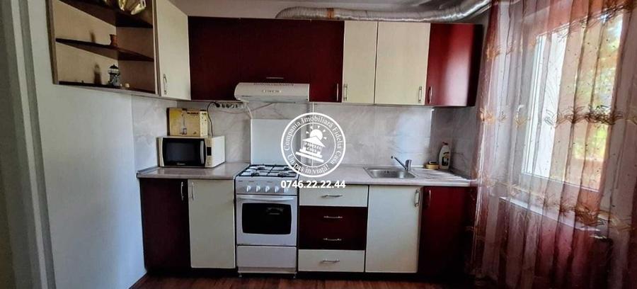 Apartament cu 2 camere Zona Podu Ros