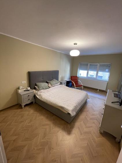 Piața Sf. Gheorghe | Decomandat | Renovat | Centrală proprie | Boxă 16 mp