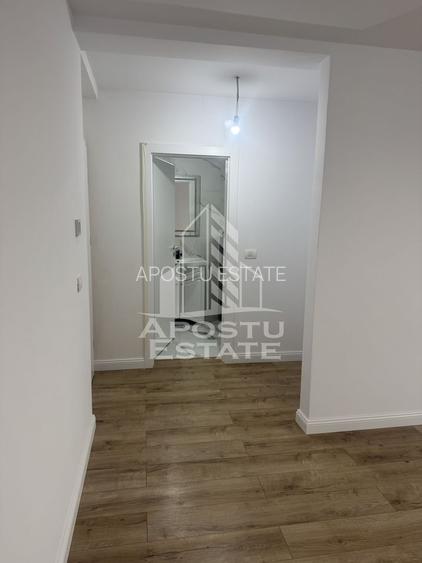 Duplex  despărțit prin garaj și camera tehnică în Giarmata - 5