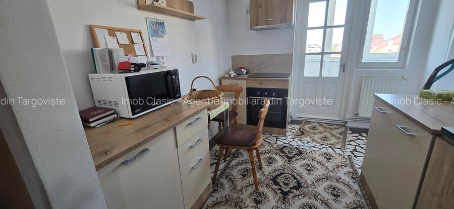Ultracentral Târgoviște,  vânzare apartament 3camere,  comision 0 la cumpărător - 8